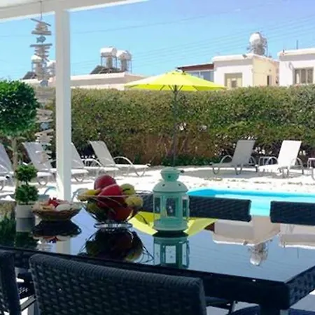 Nissi Beach Luxury Villa *
